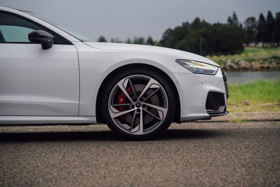  Audi S7 Sportback TFSI 2020 года  (AU) (фото 5 из 32)